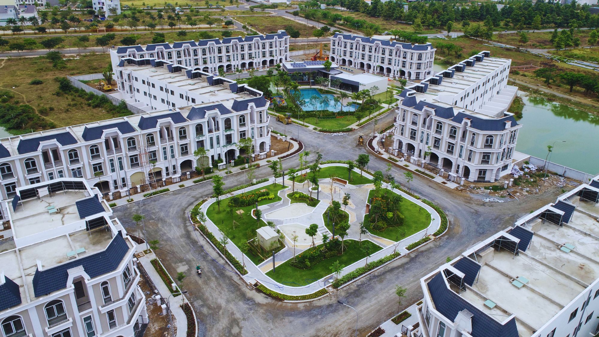 Long Phú Villa